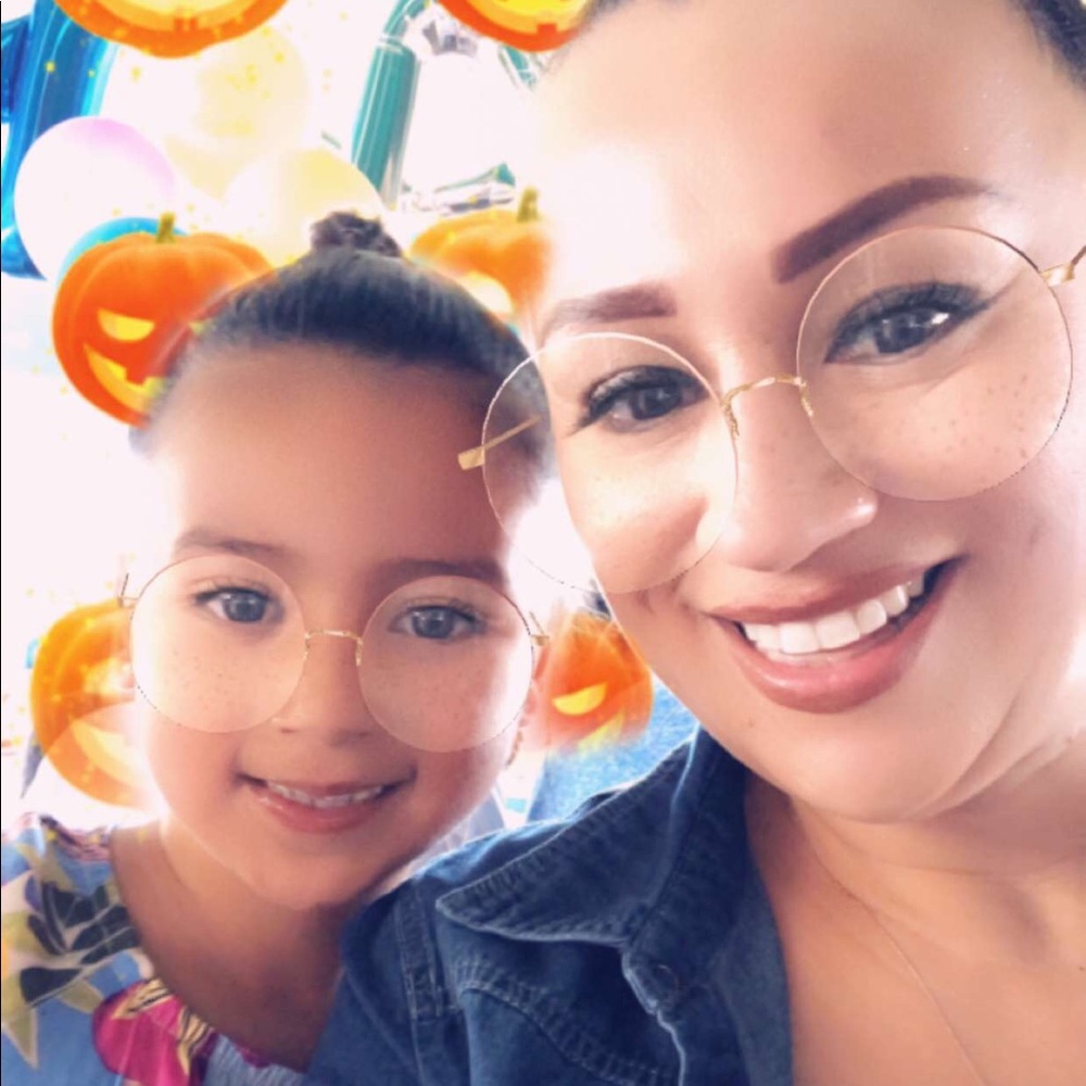 Meet your Posher, Susana